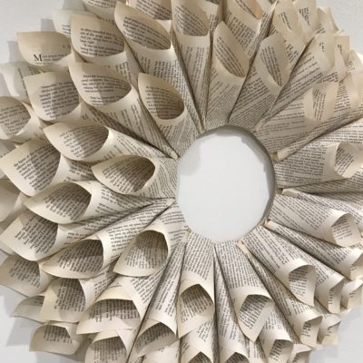 How to make a book page wreath