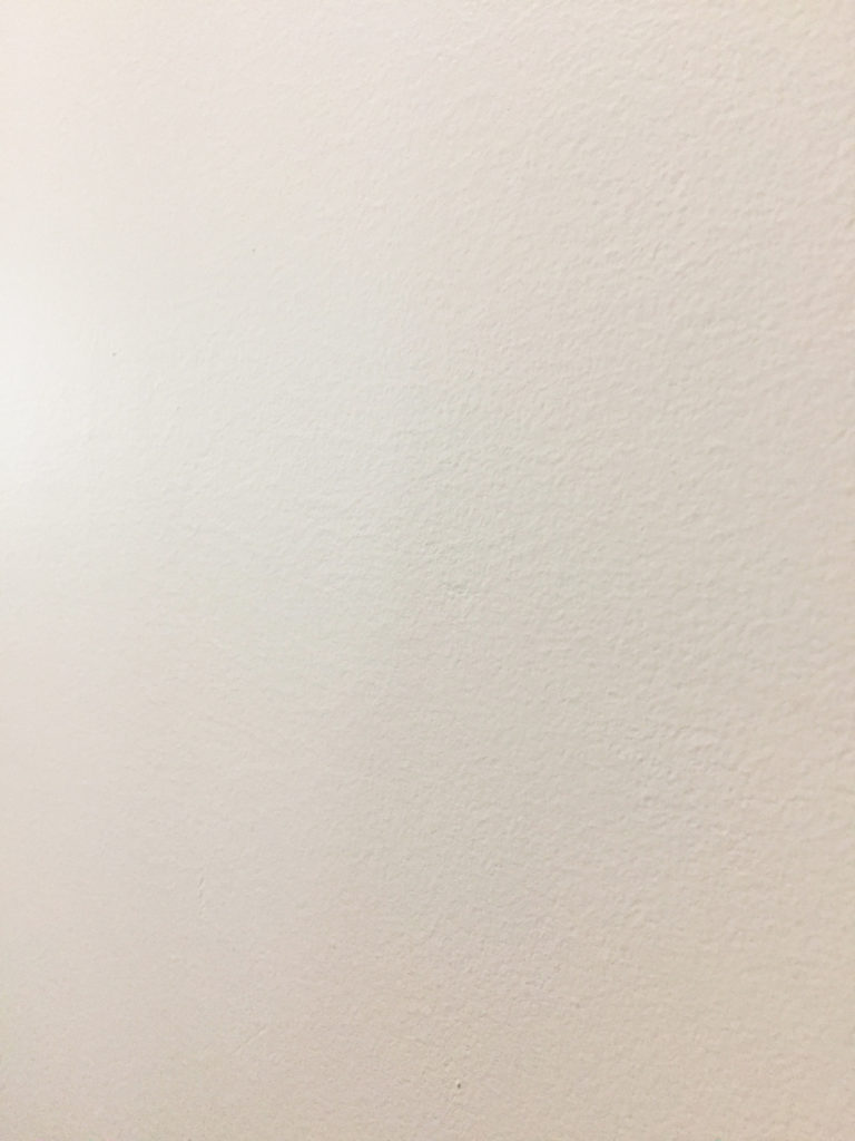 Smoothing outdated textured walls - a little kooky