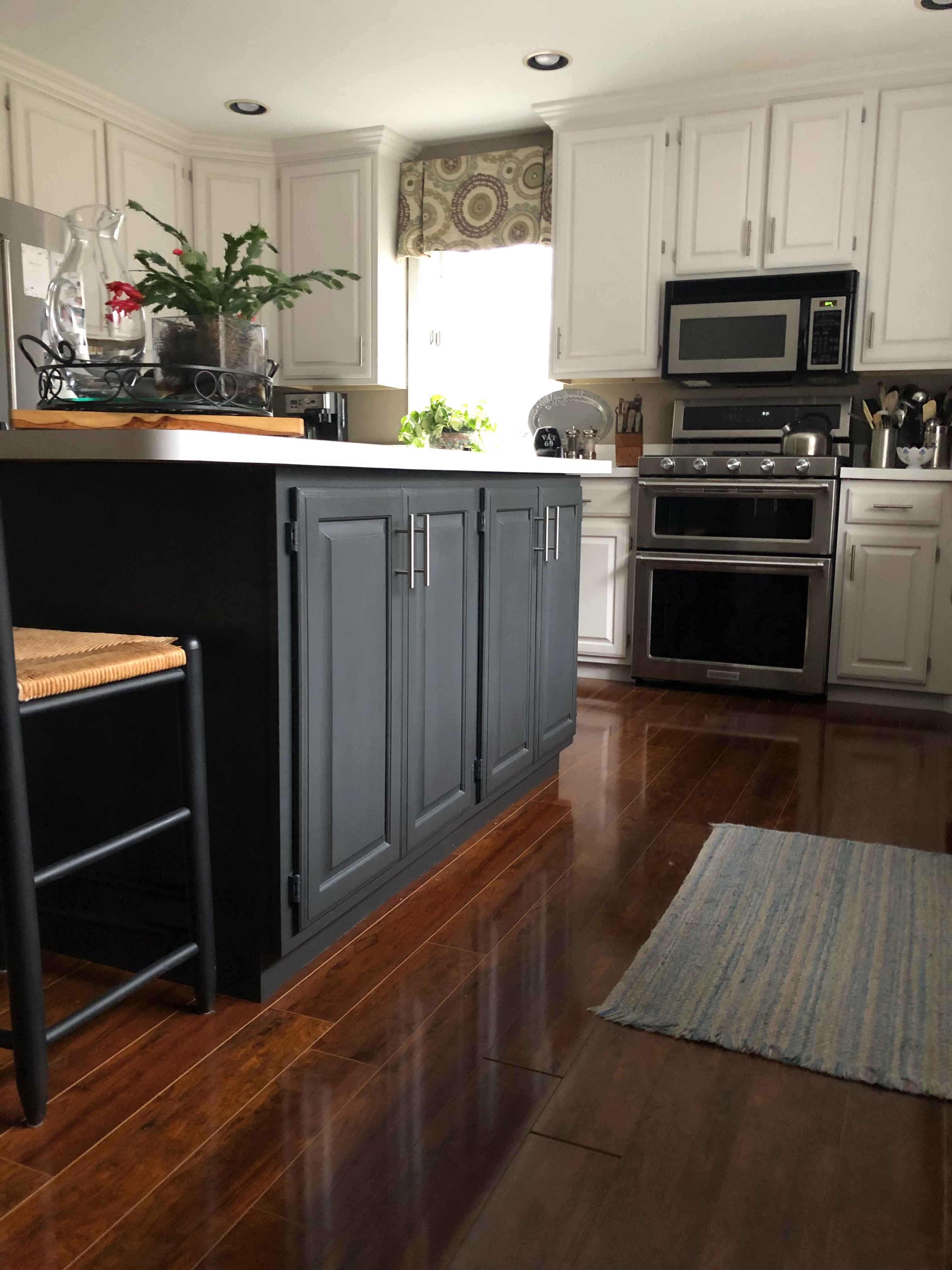 Diy Kitchen Update Painting, How To Paint Kitchen Cabinets That Are Not Real Wood